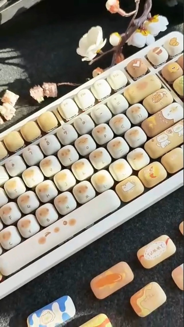 Amazon.com: Hunfuthr PBT Cute MOG Profile Keycap,137 Keys Yellow