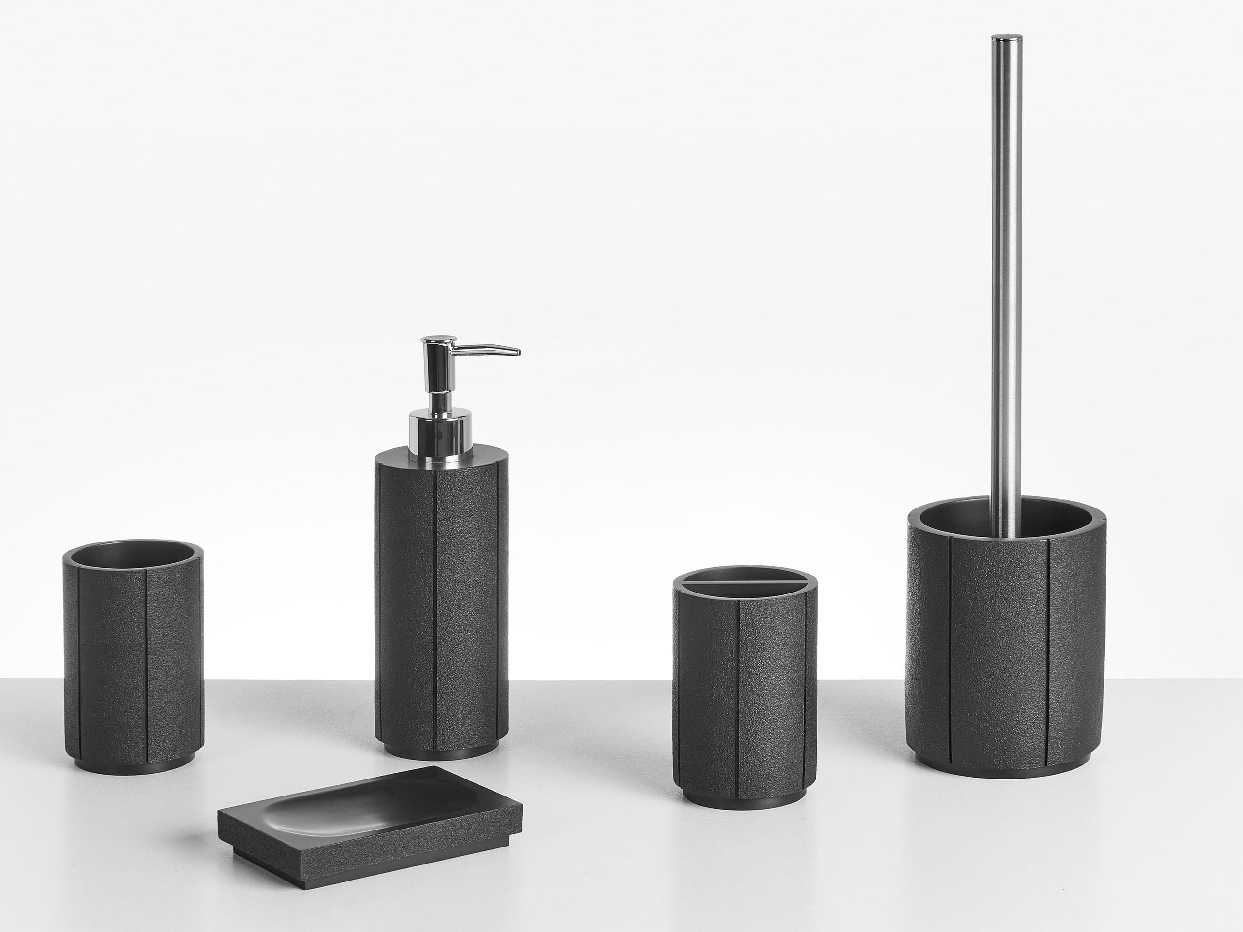 Conjunto de 5 Accesorios de baño jabonera dispensador de jabón escobilla de Inodoro Vaso Soporte para cepillos de Dientes Negro Huallanga