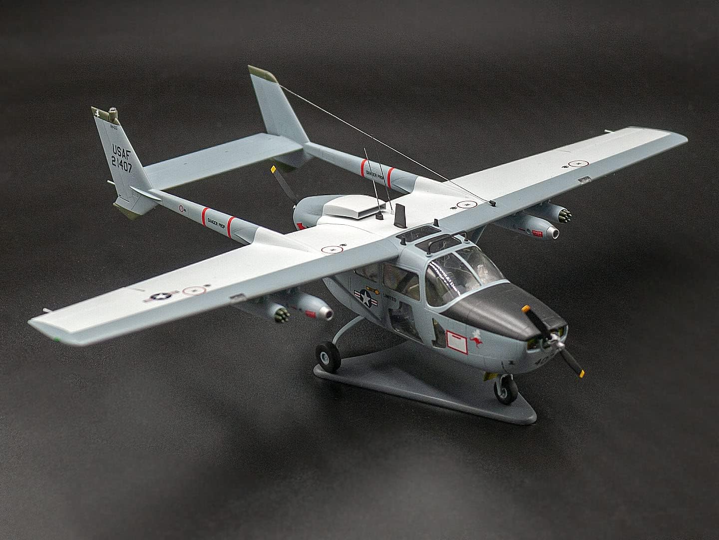 ICM 48290 - Plastic Military Plane Cessna O-2A Skymaster, Airplane Model American Reconnaissance Aircraft - Scale 1:48