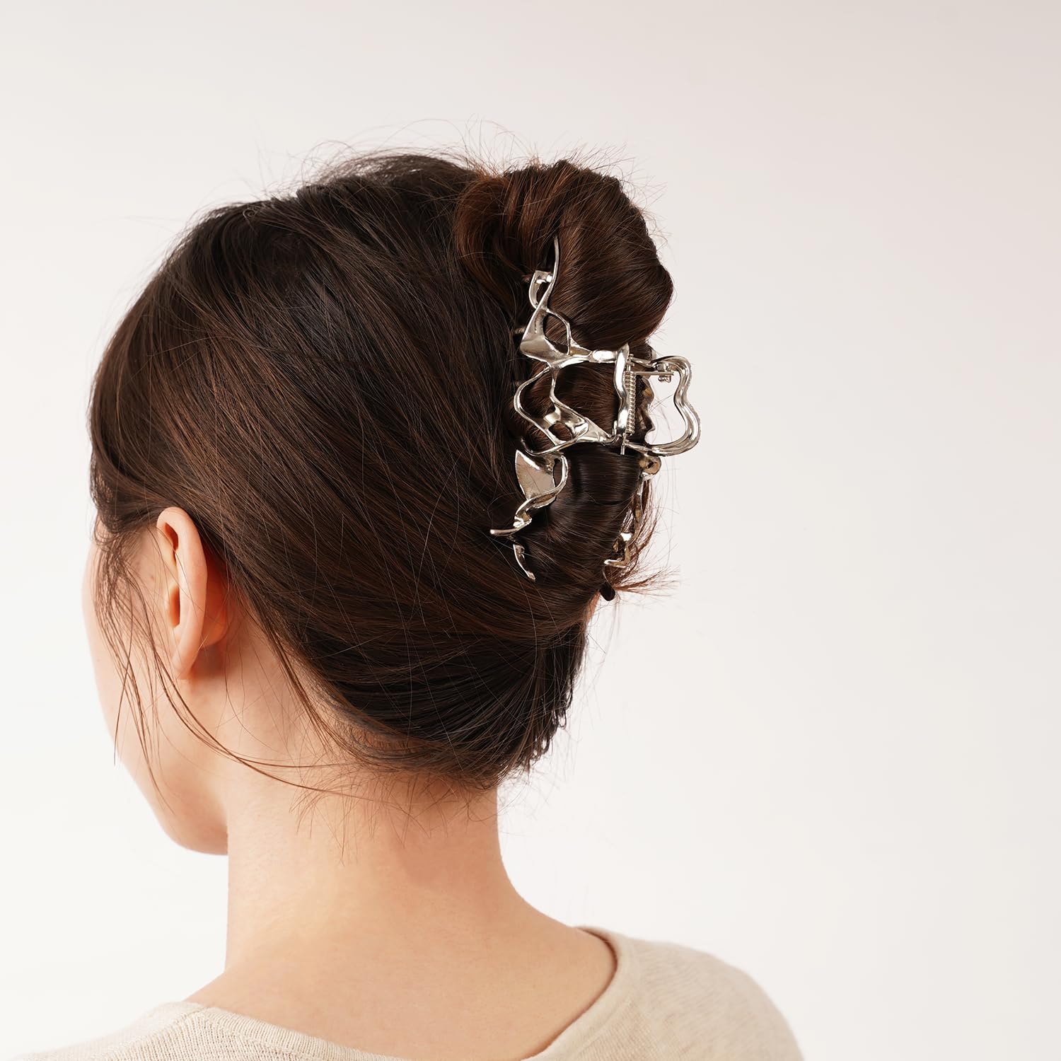 MinoCino Hair Clips, Large Silver Claw Clip for Women Girls Durable Hair Clip Accessories for Thick Hair Strong Hold - Image 3