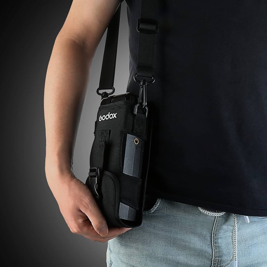 Amazon.com : Godox CB57 Cross-Body Mini Bag for Godox AD200