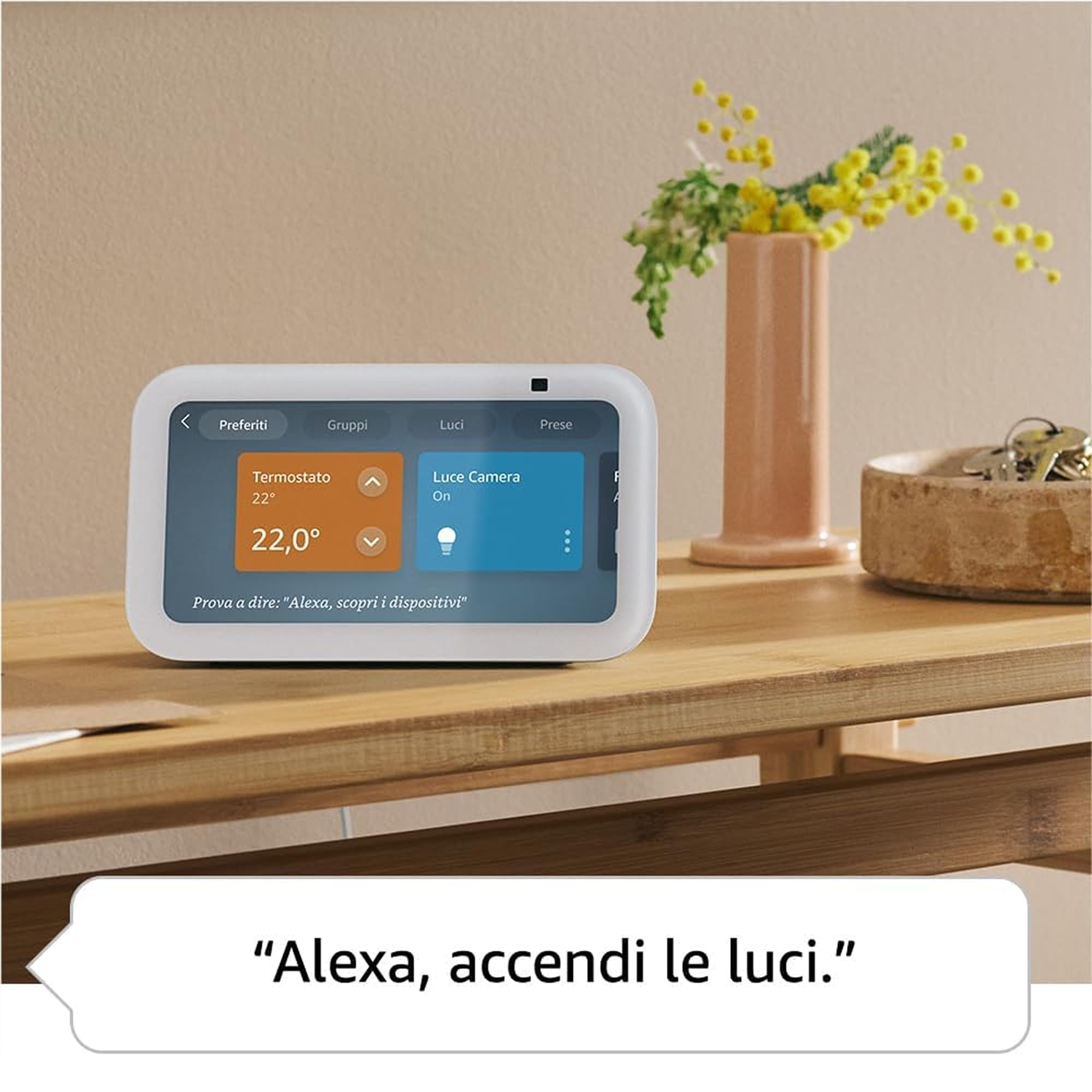 Echo Show 5 (Ultimo modello) | Bianco + WiZ Presa intelligente, compatibile con Alexa - Kit di base per Casa Intelligente