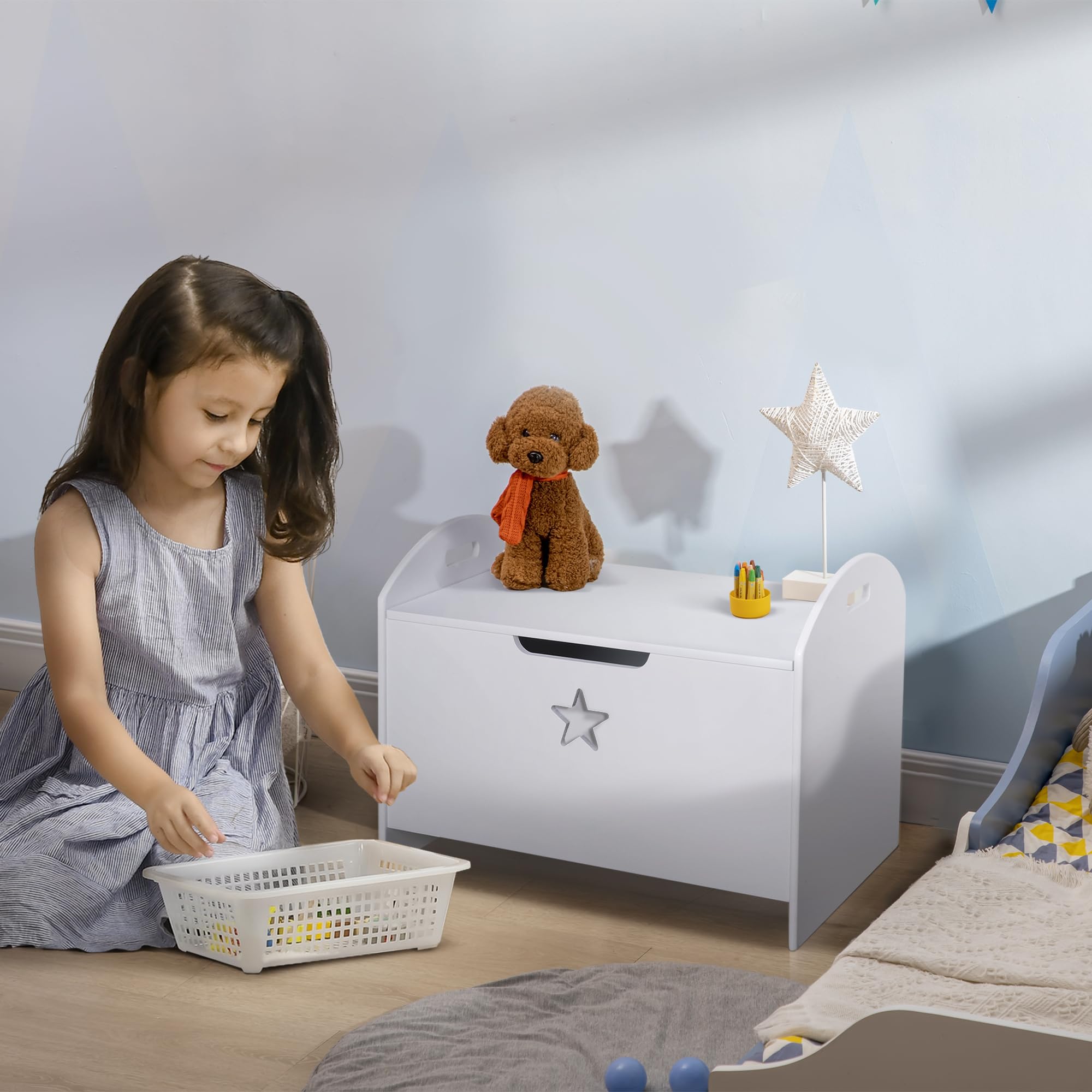 HOMCOM Spielzeugkiste aus Holz Sitzbank für Kinder Sitztruhe Aufbewahrungsbox für Kinderzimmer Bücher Spielzeug Spieltruhe für Kinder Sicherheitsscharnier Weiß 62 x 40 x 46,5 cm