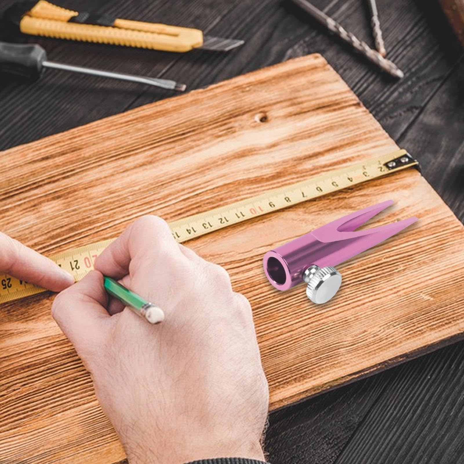 Pire à crayons pour les femmes, taille-crayon à crayons à sourcils,De dispositif de taille-crayon cosmétique des voyages - Outil d'aiguisme portable du stylo à sourcils pour petite amie, femme, ami