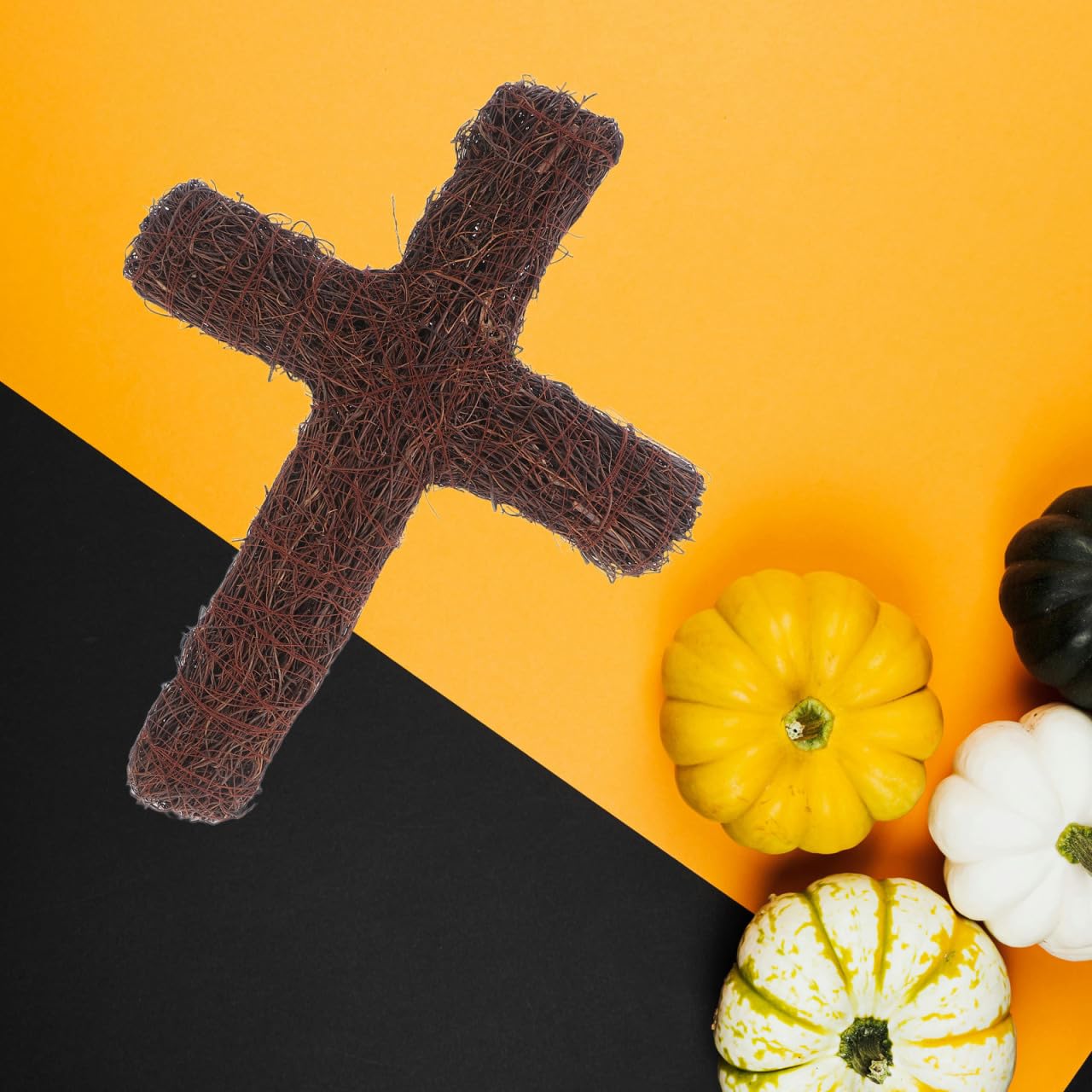 Cabilock Couronne en rotin rustique tissée à la main pour projets de bricolage, design léger pour suspension facile pour Halloween, Pâques, mariages et décoration de la maison