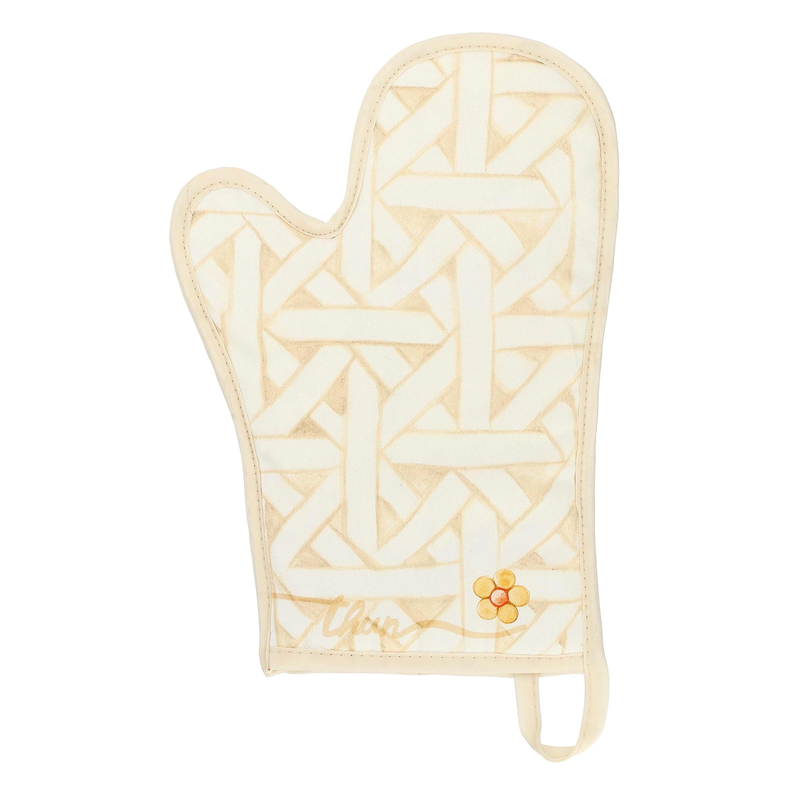 THUN, Set Scatola in Latta, Linea AbbracciAMI, Set Scatola da Collezione, Idea Regalo per Natale, Scatola 21 x 13 cm, Guantone 18 x 30 cm, Presina 16 x 16 cm, Canovaccio 50 x 68 cm