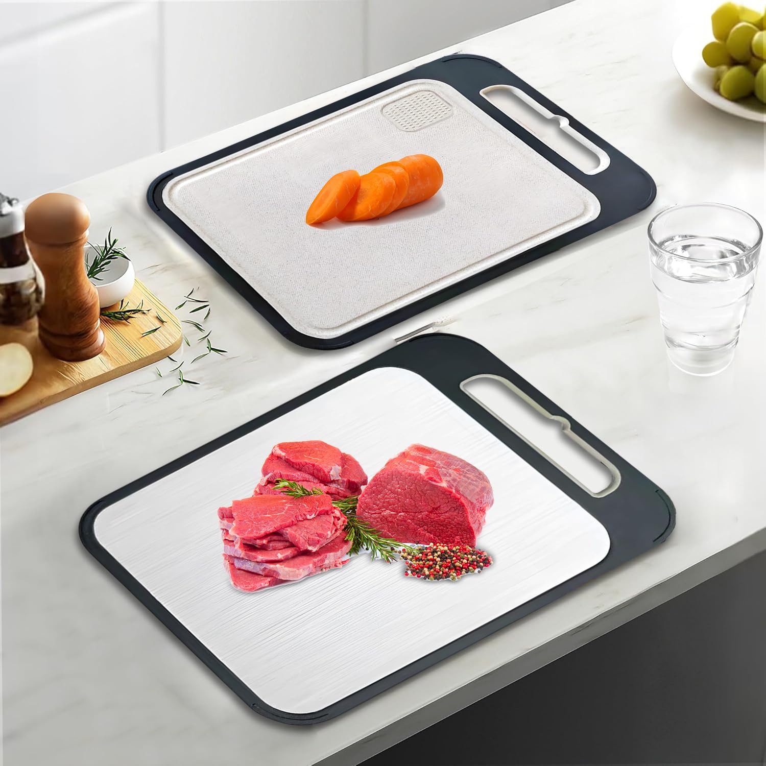Juego de 2 tablas de cortar de doble cara, tabla de cortar de acero inoxidable con bordes antideslizantes, tabla de cortar de paja de trigo para carne y verduras, incluye zona de molienda de ajo, 13.6
