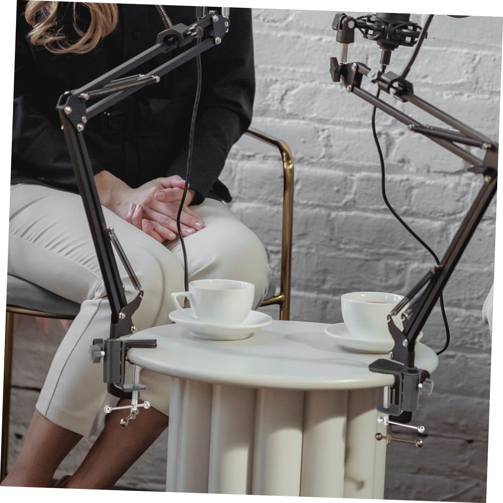 Levemolo Adjustable Metal Mic Clamp Mount with Table Fixing Buckle Secure Microphone Stand Holder for Desktop Public Speaking School Events - Image 3