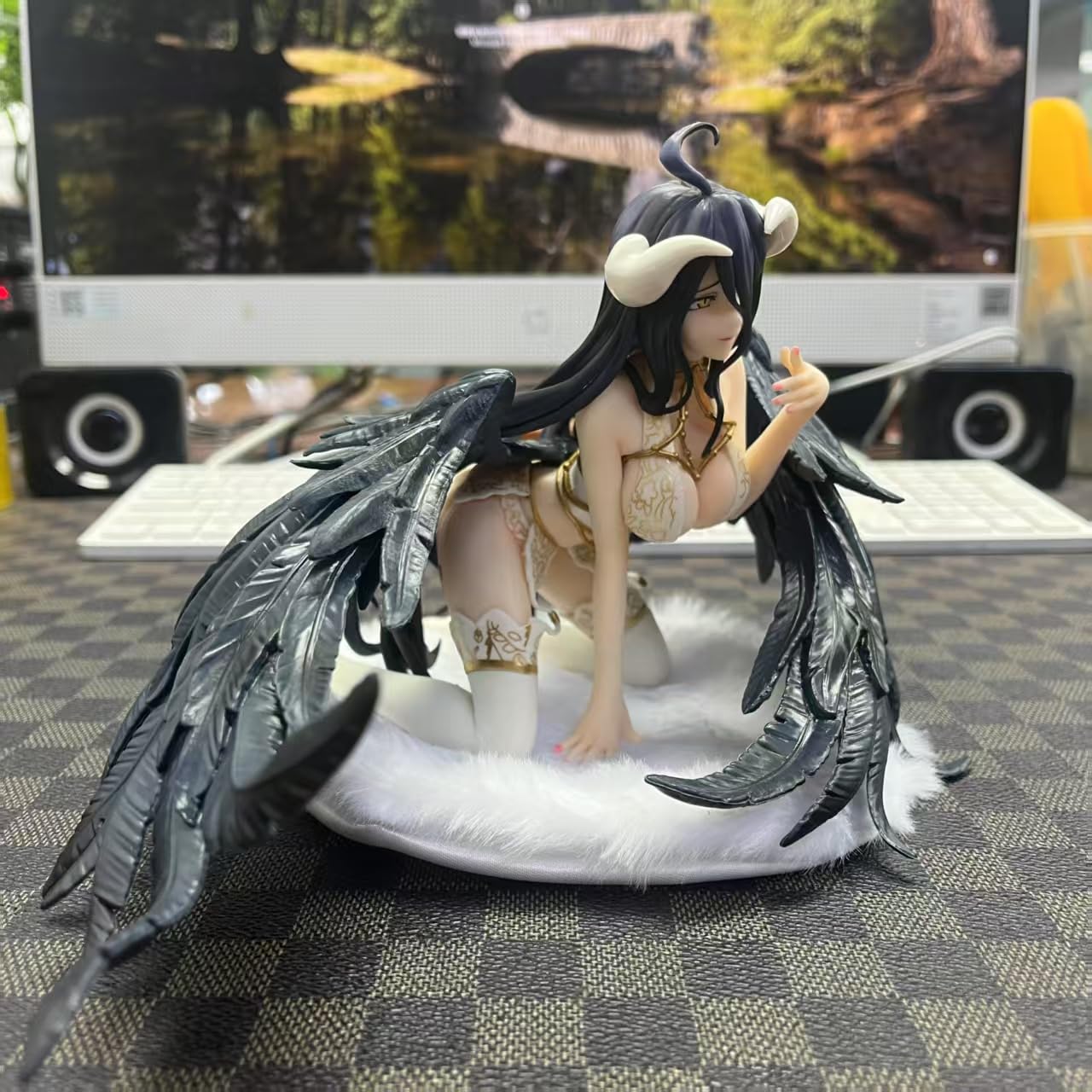 Amazon.co.jp: オーバ一ロード アルベド ランジェリーVer. 1/7スケール