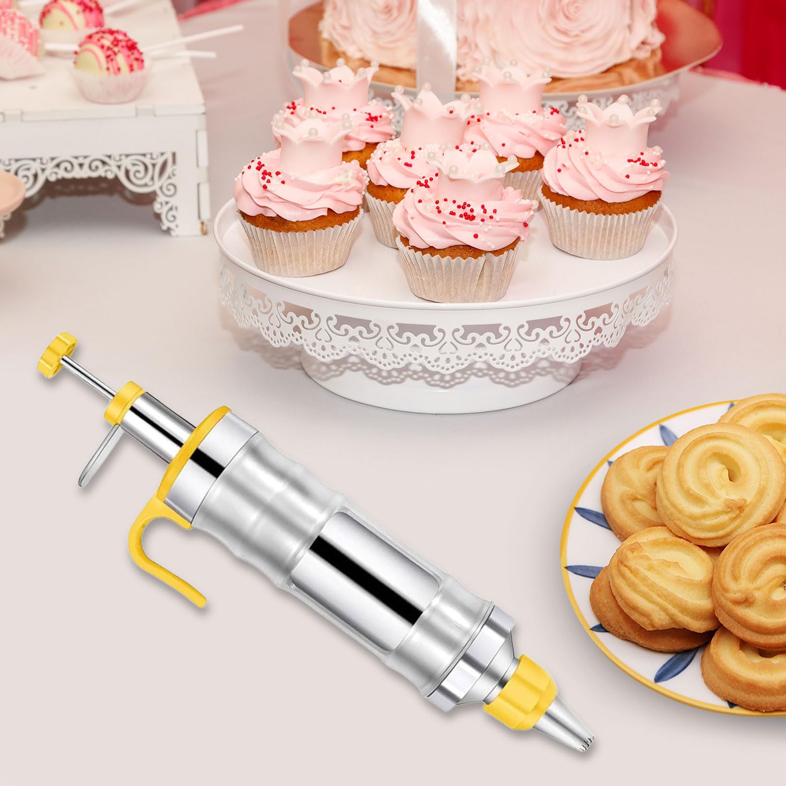 Seringue à gâteau, seringue à crème, en acier inoxydable, avec 6 douilles, poche à douille réutilisable, pour cupcakes, gâteaux, biscuits, beignets, pâtisseries (jaune)