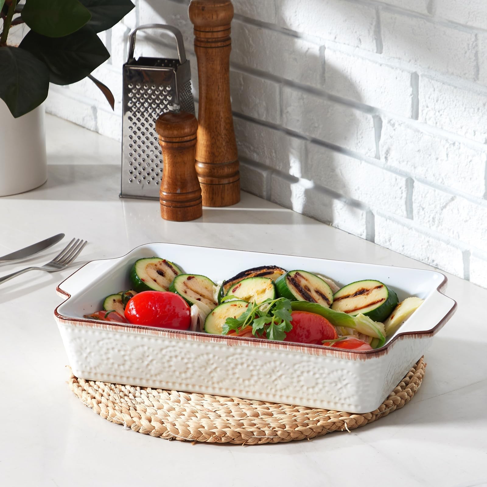 ONEMORE Zestaw 4 foremek do zapiekanek, prostokątne, ceramiczne, z uchwytami do tiramisu, lasagne, nadają się do piekarnika, kuchenki mikrofalowej, mycia w zmywarce, odporne na zarysowania, można