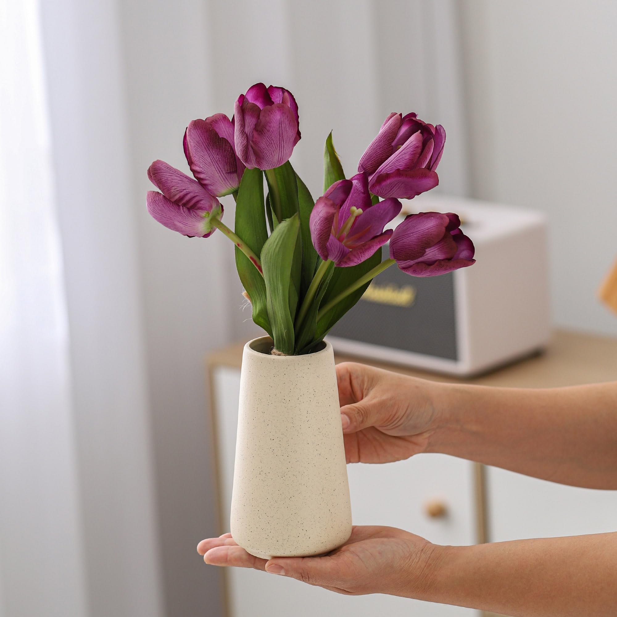 Amazon｜ベージュの花瓶 - ベージュセラミック花瓶、6インチ