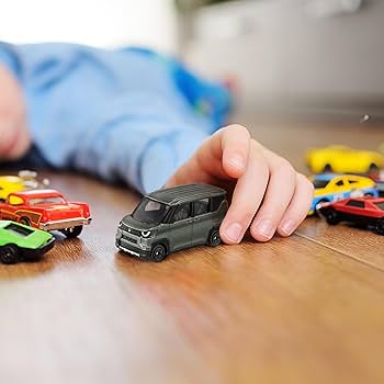 Amazon.co.jp: Takara Tomy Tomica No.24 Mitsubishi Delica