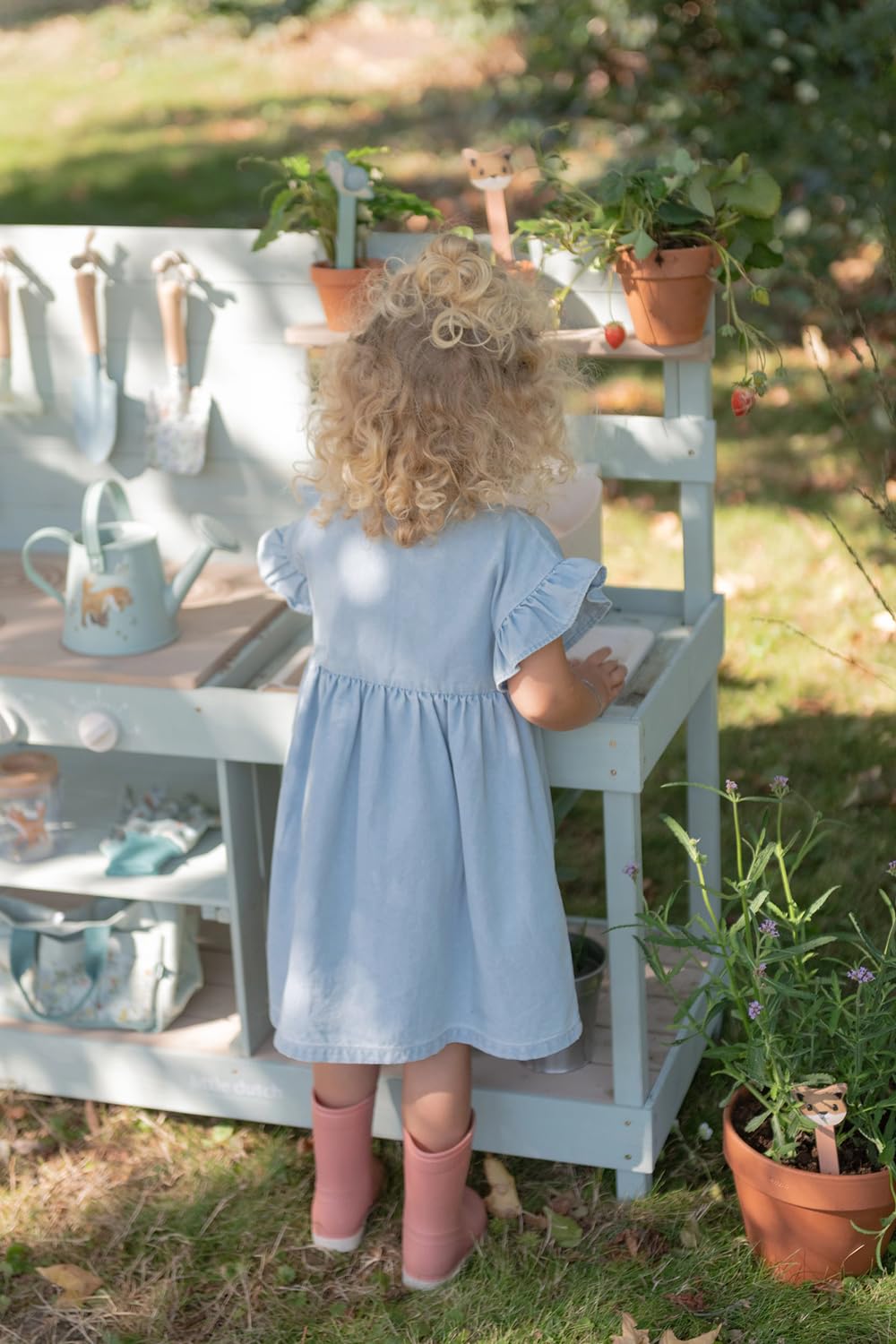 Little Dutch Matschküche - Spielküche für den Garten - Outdoorküche für Kinder - Holzküchen für Kleinkinder - Rollenspiel für Jungen und Mädchen ab 3 Jahren - aus Holz