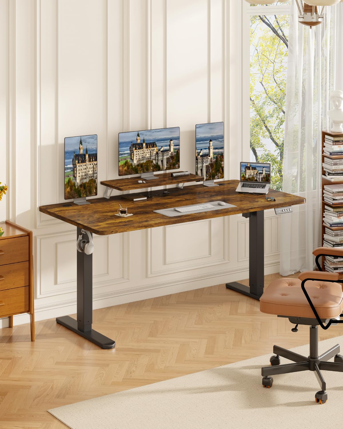 Devoko Höhenverstellbarer Schreibtisch 160×70cm mit Monitorständer | Schreibtisch Höhenverstellbar Elektrisch mit 2 Höhen Memory-Steuerung, Ergonomisches Sitz-Stehpult,Vintagebraun
