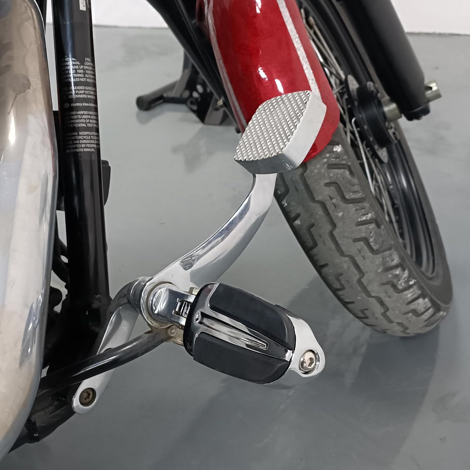 HDBUBALUS Motorcycle Foot Pegs Slipstream Male Mount Footrests Fit for Harley Touring Electra Glide Road Glide Dyna 1984-2025