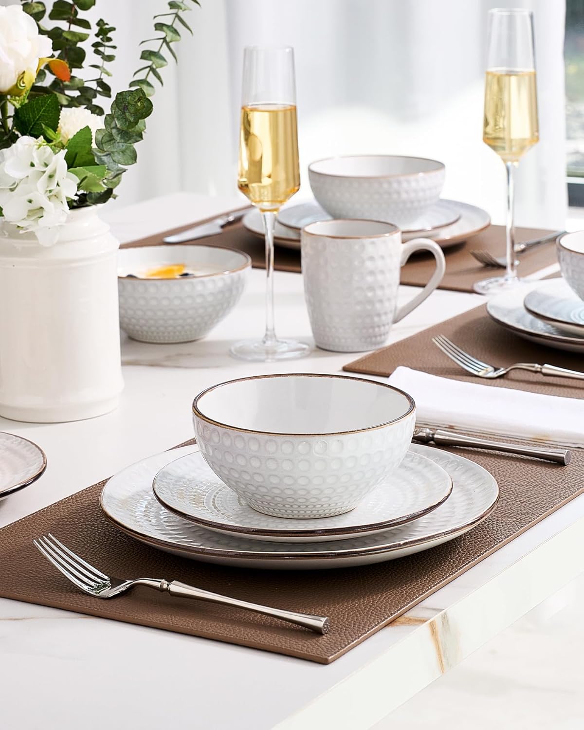 Famiware Eden Plates and Bowls Sets, Stoneware Dinnerware Sets with Gold Trim, 12 Pieces Dishes Set for 4 - Chip and Scratch Resistant, Microwave and Dishwasher Safe, White Circle - Image 2