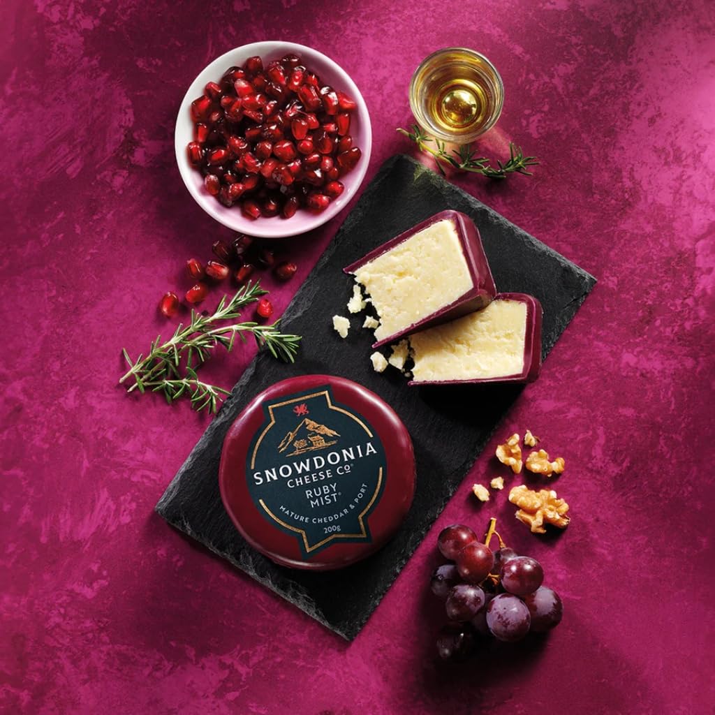 3 x Cheddar Snowdonia Cheese Company Ruby Mist 200g