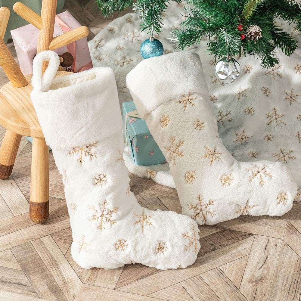 2pcs Plush Christmas Stockings White Faux Fur Large 56cm Deluxe Hanging Xmas Stockings with Gold Sequins Snowflake for Christmas Fireplace Decorations Socks (White-G, 22inches)