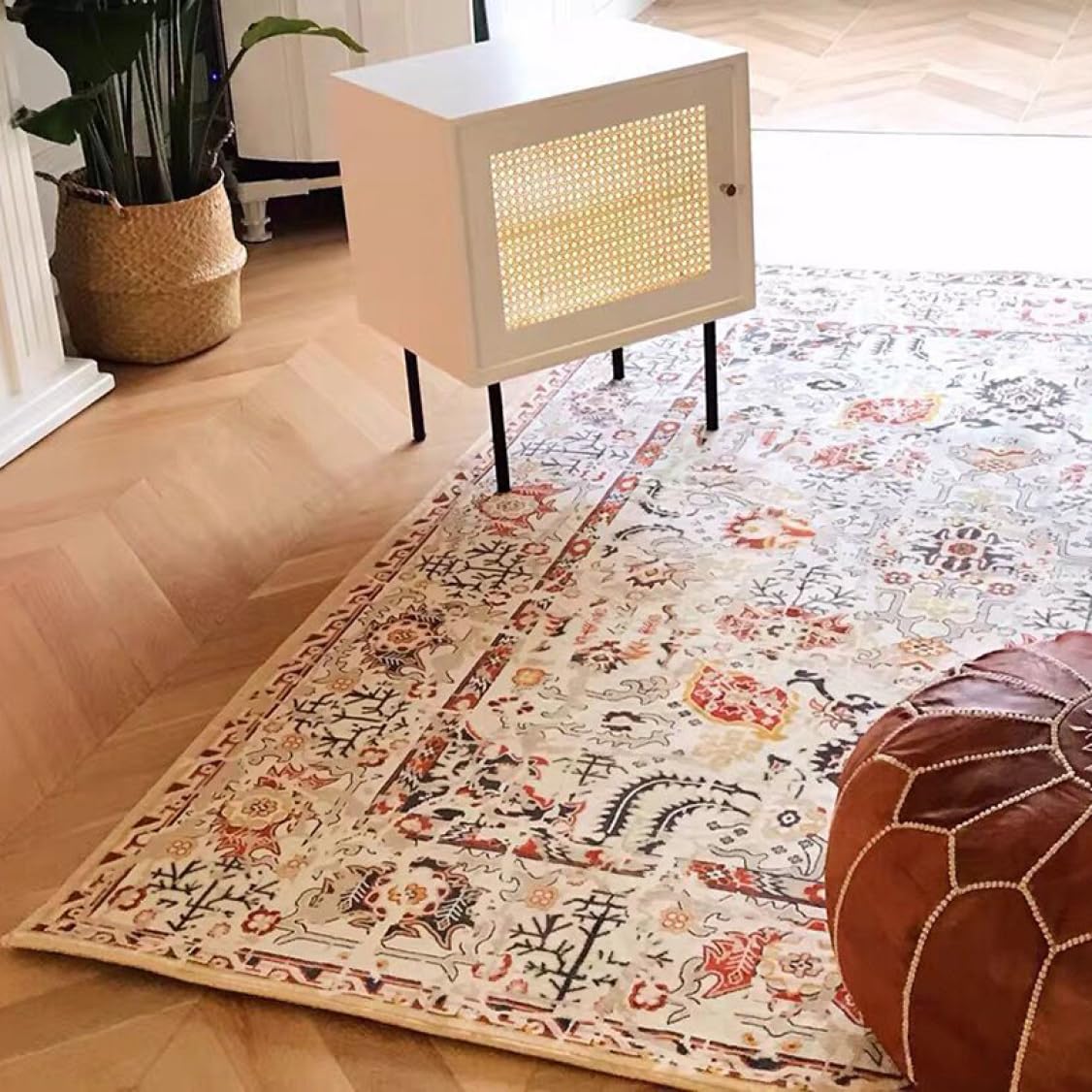 Amazon｜[DLAWF] ラグ カーペット 洗える ヴィンテージ風 ペルシャ絨毯