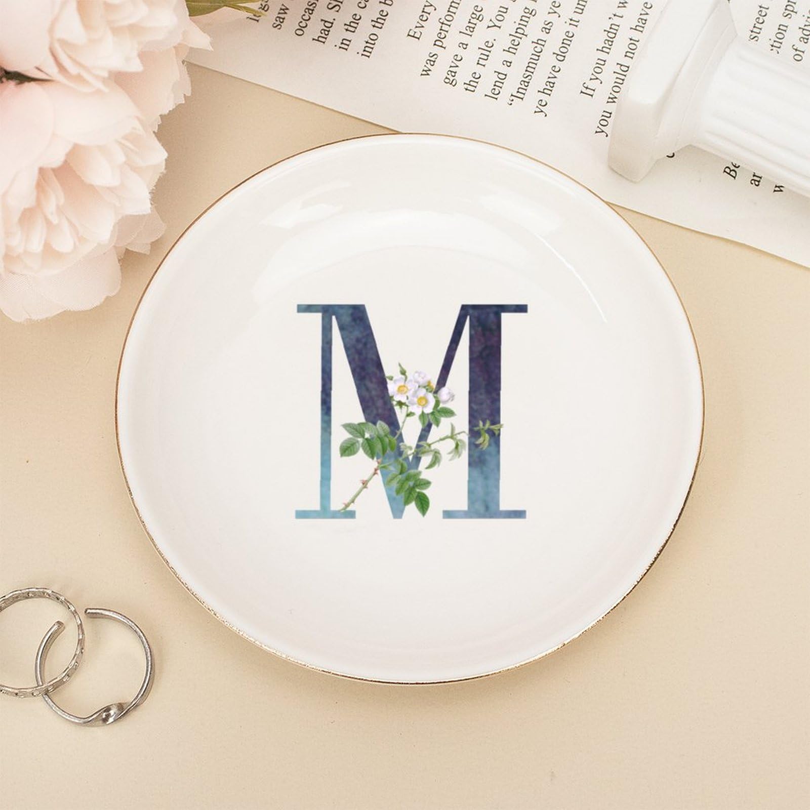 Porte-bijoux monogramme aquarelle : vide-poche personnalisé de chevet