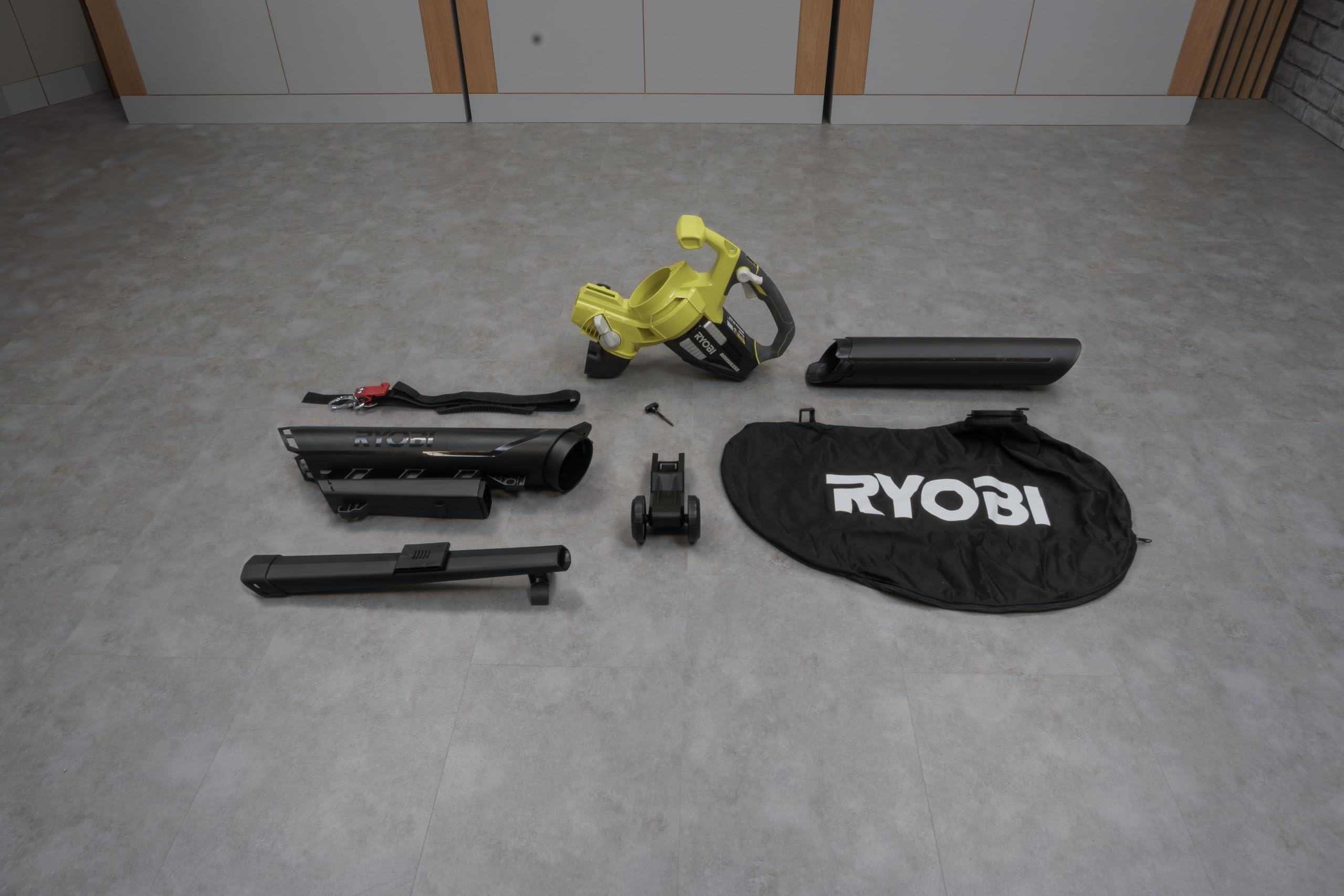 RYOBI 18 V ONE+ Brushless Akku-Laubsauger OBV18, Gebläsefunktion