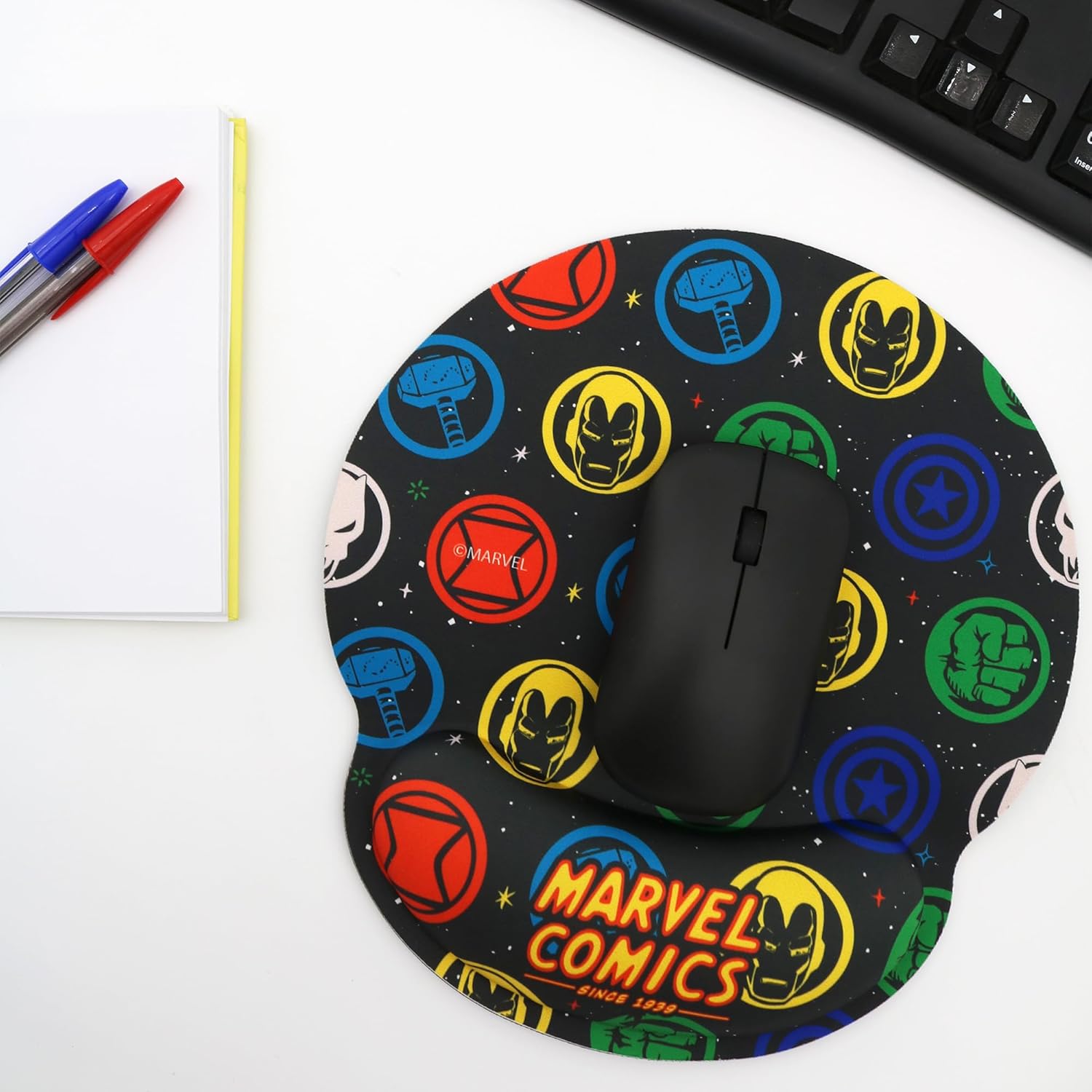 WONDEE Marvel Ergonomic Mouse Pad with Hand Rest that Gives You Strength, Gel Mouse Pad with Wrist Rest, Marvel Avengers Gifts