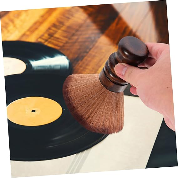 1Pc Vinyl Record Cleaning Brush with Handle Turntable Cleaner for Dust Removal Non Static for Maintaining Sound Quality Brush Area