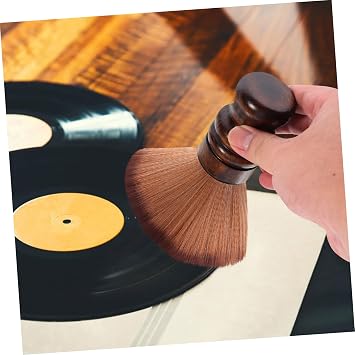1Pc Vinyl Record Cleaning Brush with Handle Turntable Cleaner for Dust Removal Non Static for Maintaining Sound Quality Brush Area