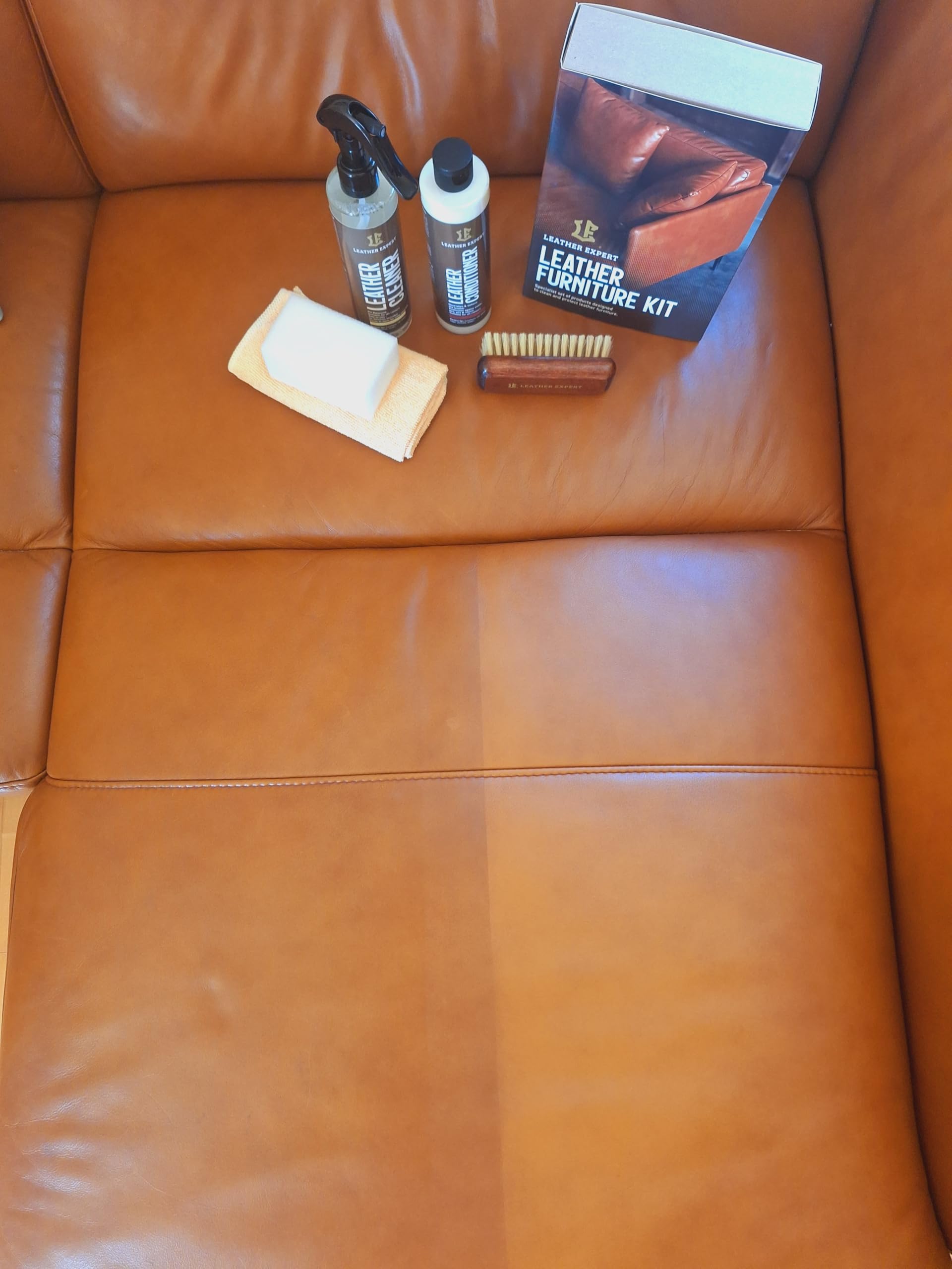 Kit d'entretien pour canapé en cuir - Couleur neutre - Nettoyant pour cuir et cuir - 250 ml - Biodégradable - Soin du cuir pour meubles - Élimine les odeurs désagréables - Avec accessoires