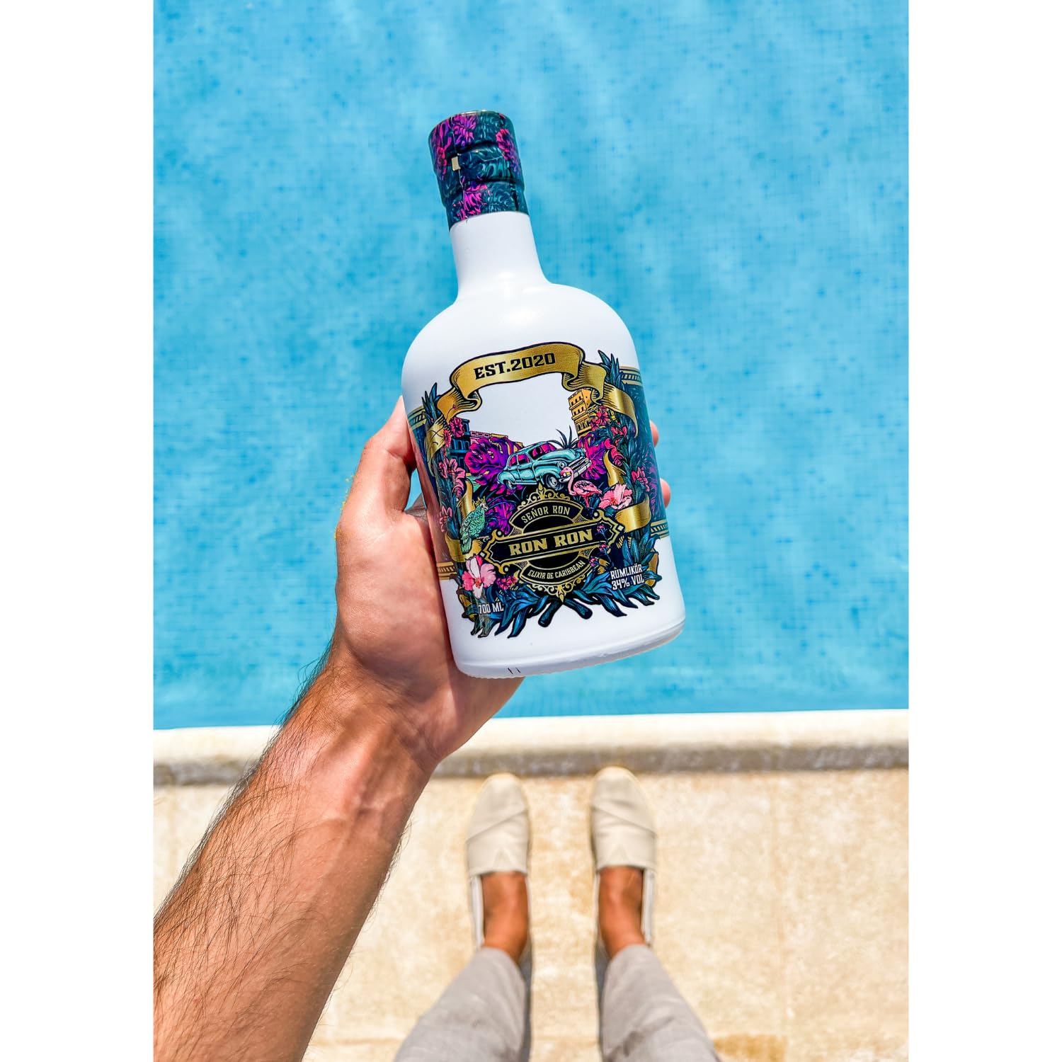 Ron Ron Rumlikör – Premium Rum mit tropischem Fruchtgeschmack & sanfter Rauchnote – 34 % vol. – handgemachter Rum-Blend aus der Karibik – ohne Zusatzstoffe – 0,7 L Flasche