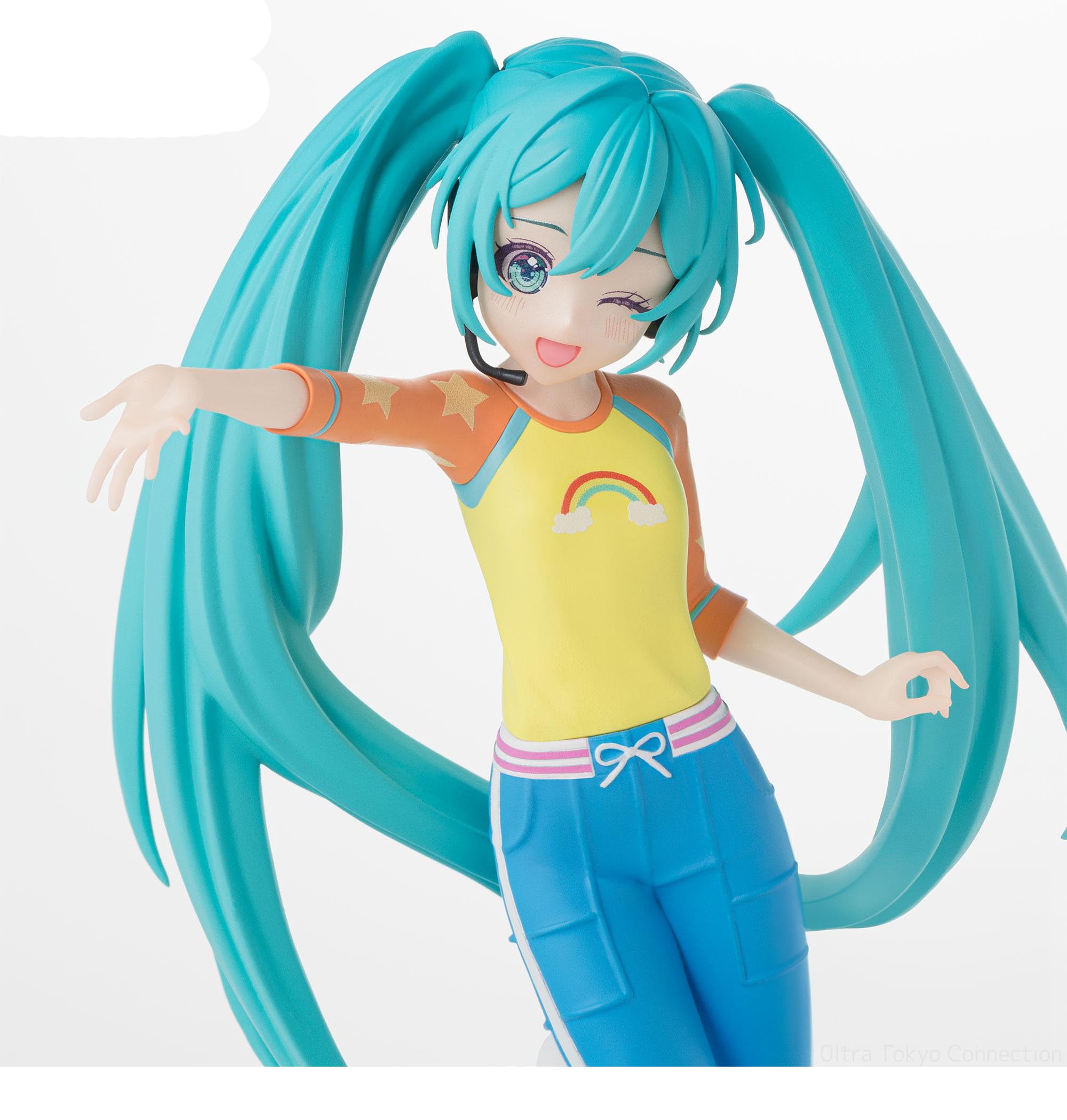 初音ミク×オシャレ魔女 ラブ and ベリー　フィギュア　ベリー衣装　ラブ衣装 Amazon.co.jp: SEGA Desktop Decorate Collections 初音ミク