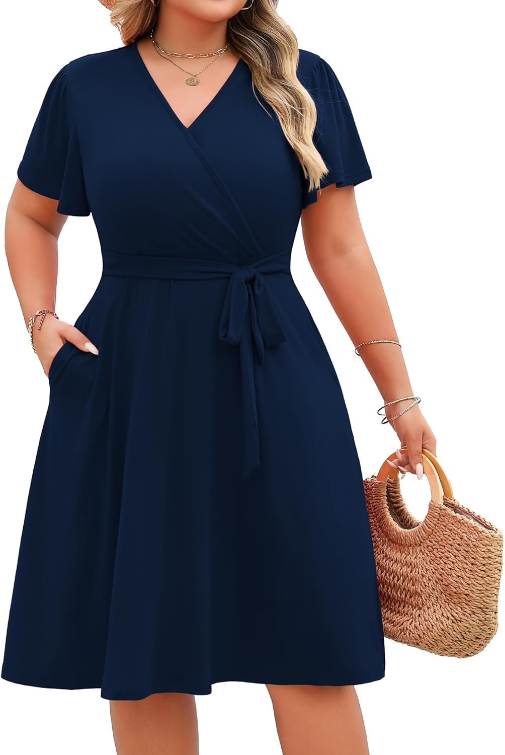 IN'VOLAND Women's Plus Size V Neck Knee Length Dress Casual Floral Dresses Summer Short Sleeve Sundress with Pockets