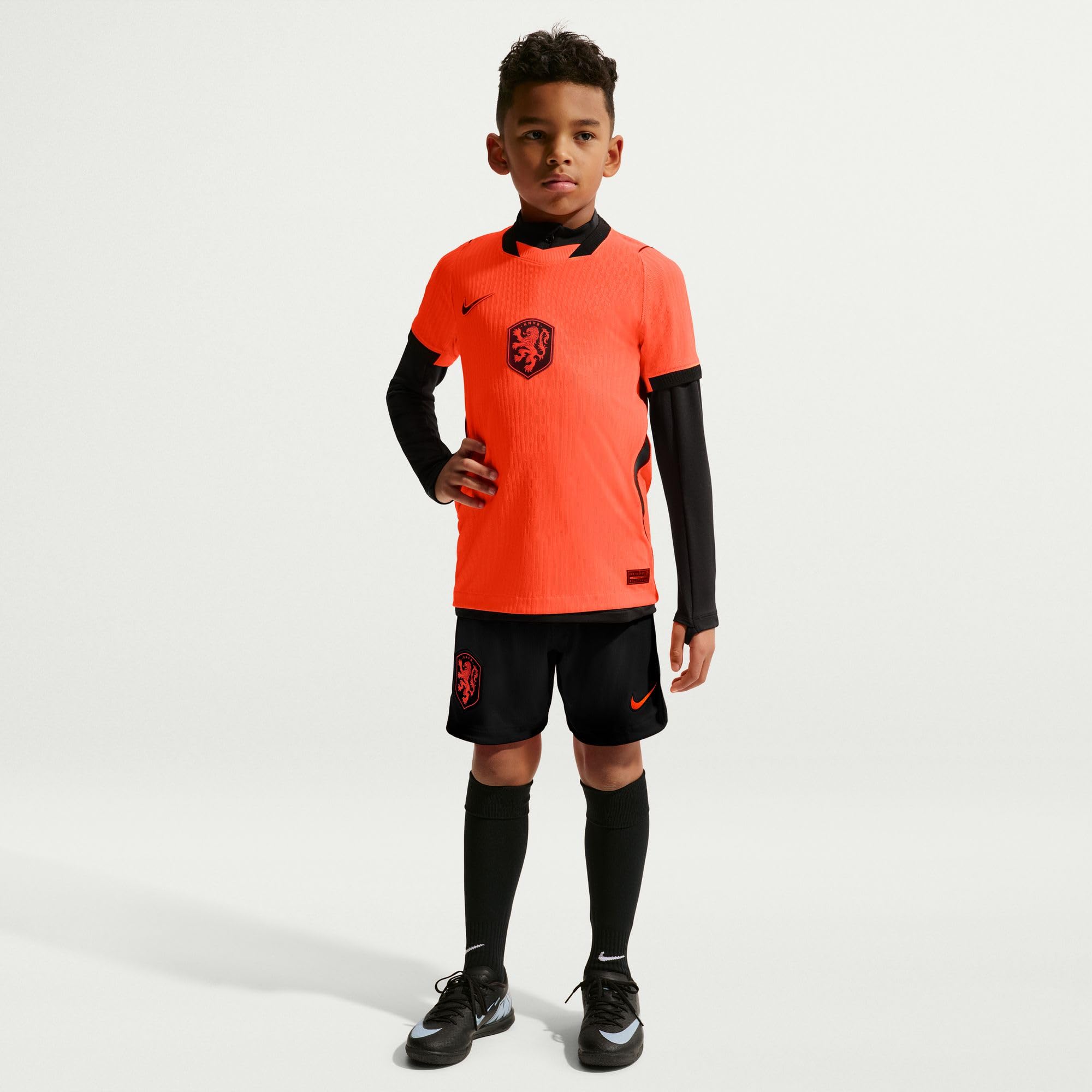 Nike Aero-Fit Authentic IB5056-809 Maglia da Calcio per Bambini più Grandi, per Partite in casa nei Paesi Bassi 2026, Hyper Crimson/Black, IB5056-809, S