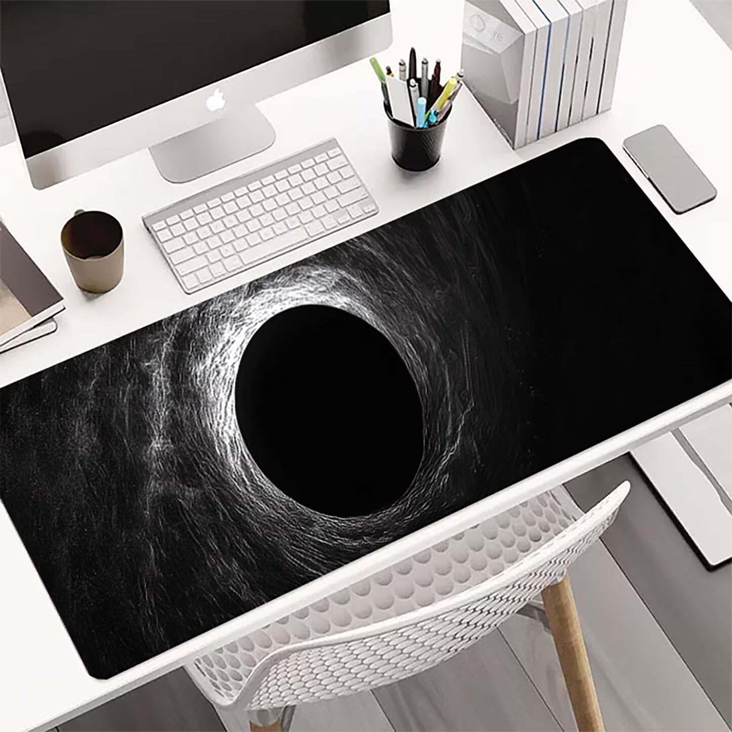 Lpfieonn Universum Großes Schreibtischunterlage, XXL Schreibtischunterlagen, Schwarzes Loch XXL Gaming Mousepad mit Vernähter Rand und Rutschfeste Gummibasis, für Hause/Büro 120x60cm PF-2111