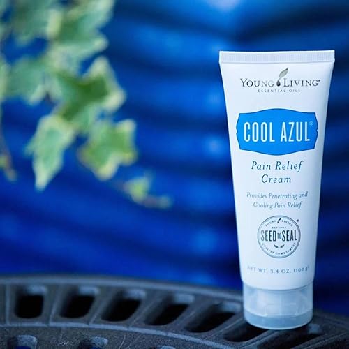 Miniatura 3 de Young Living Cool Azul Crema para aliviar el dolor, mezcla refrescante de mentol con aceites esenciales de gaulteria y menta, aroma vigorizante,