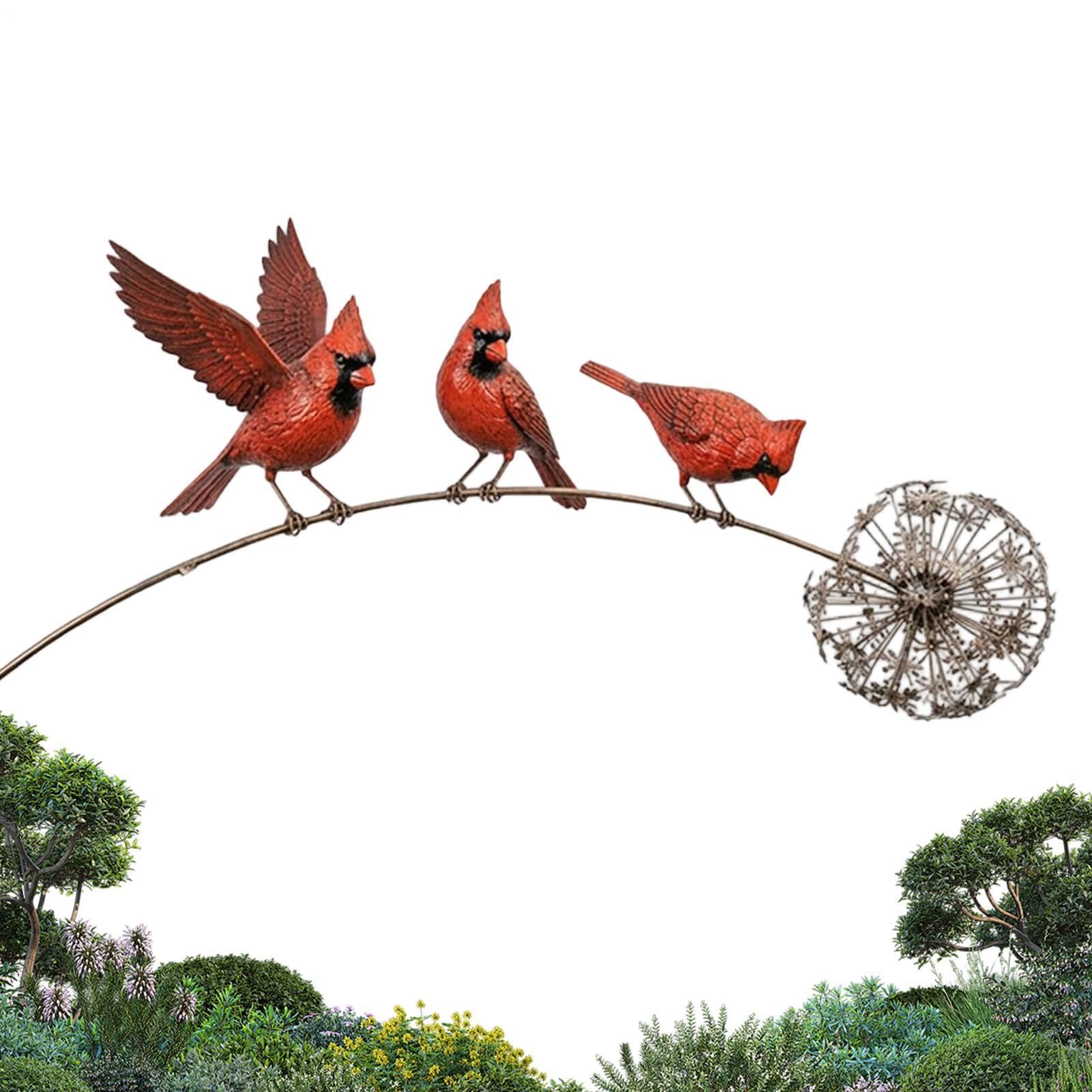 Estacas de jardín de metal con animales en rama para un parterre elegante