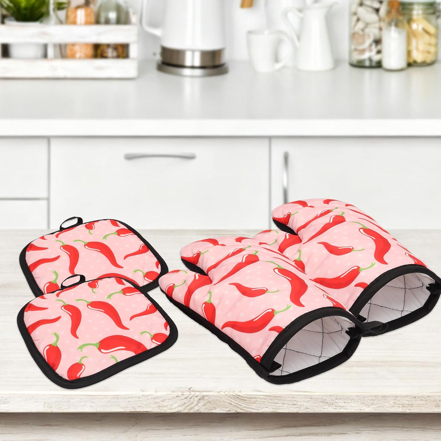 Lucleag 4 PCS Pepper Oven Mitts and Potholders Set, Cute Pepper Oven Mitt Pot Holder Chilli Potholder Heat Resistant Non-Slip Cooking Gloves for Grilling Baking Birthday Party Favor Decor