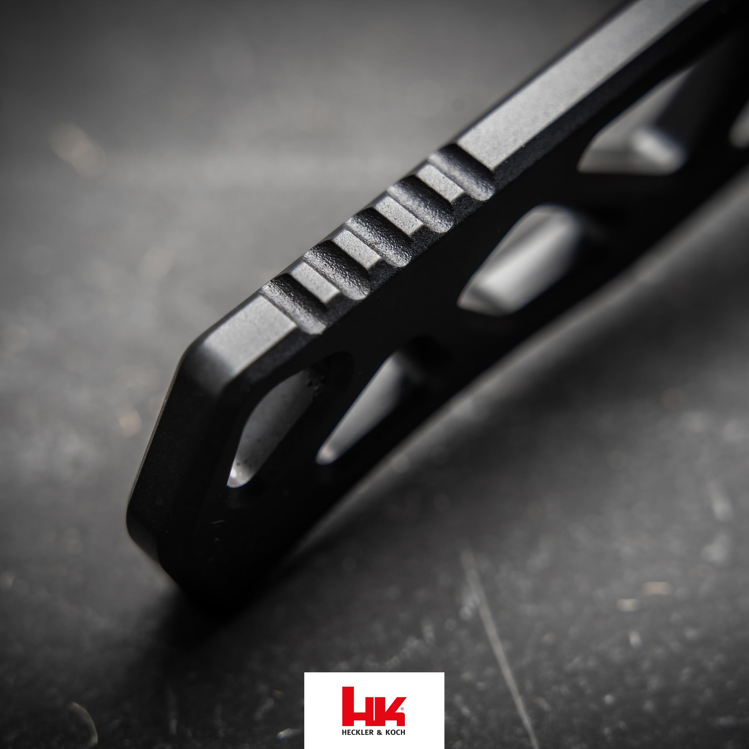 HECKLER & KOCH® FX01 - feststehendes Skelett Messer 42a konform - taktisches Einsatzmesser mit Kydex-Scheide & Gürtel-Clip - EDC Neck Knife mit 7,5 cm Tanto Klinge schwarz - Vollmetall Outdoormesser