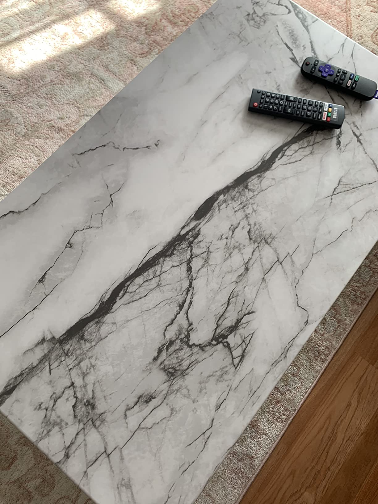 22/mo Finance Roomfitters White Marble Print Coffee Table with Gold