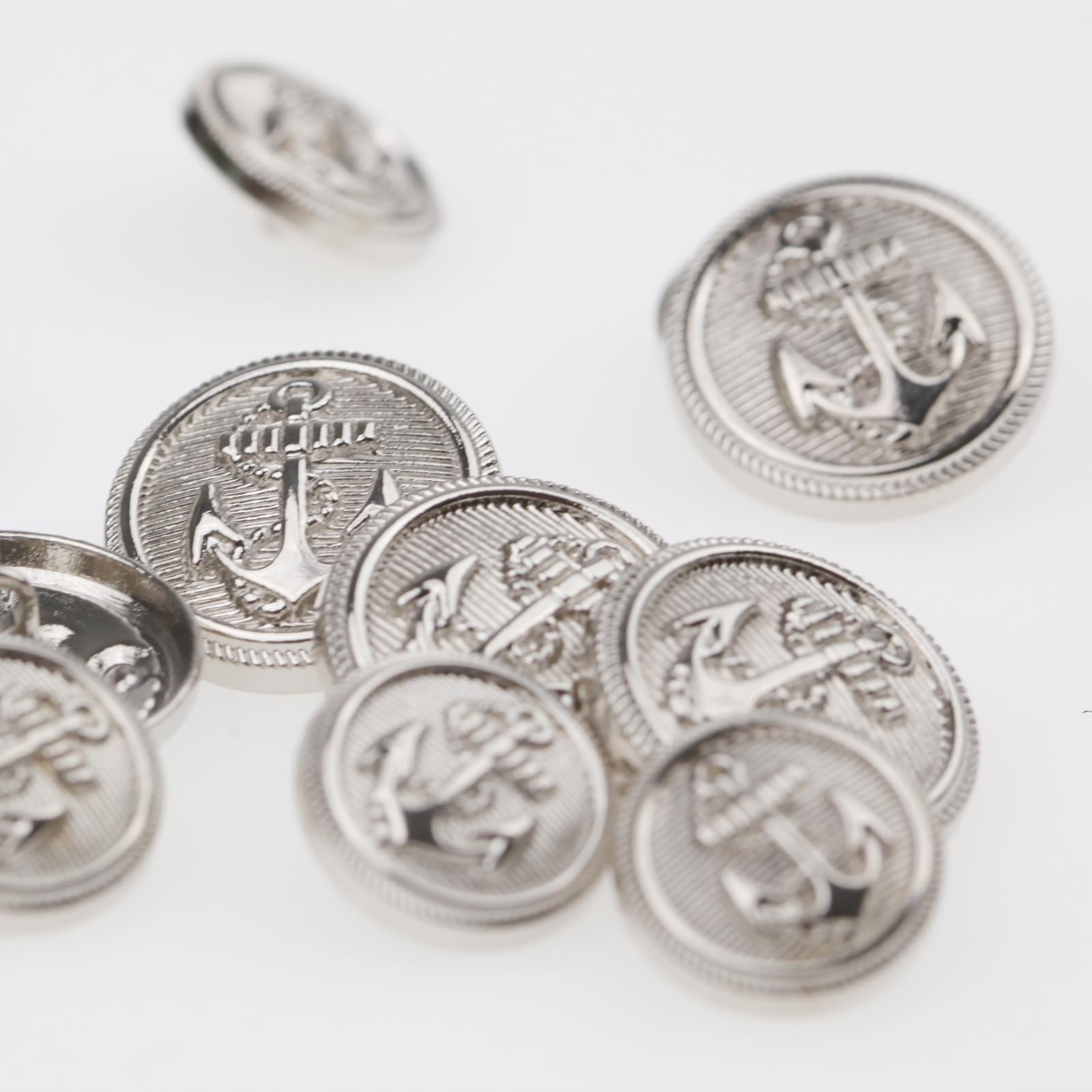 Lot de 6 Boutons en métal avec Tres Belle Motif argenté Noirci 20mm