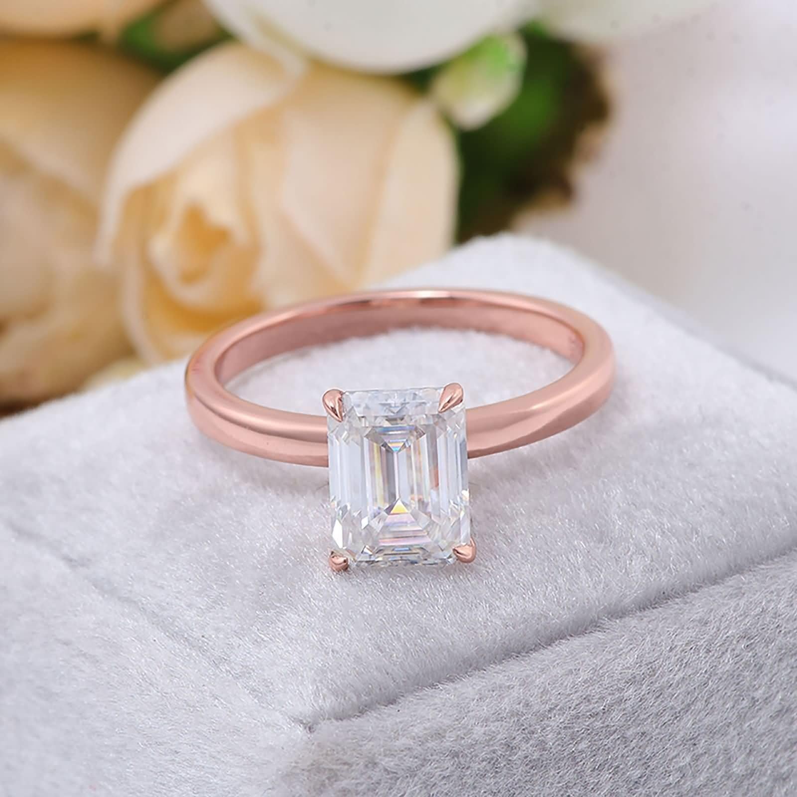 Anelli da donna alla moda, stile vintage, 4 artigli, rettangolari, con moissanite oro rosa