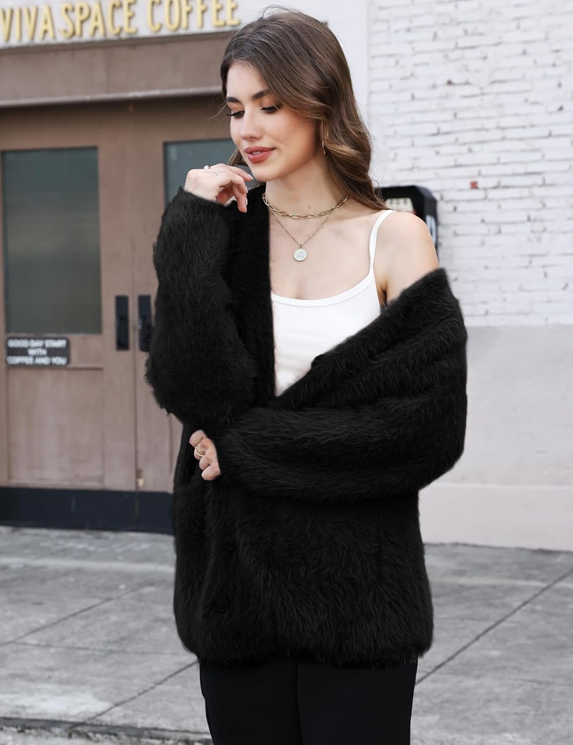 Gihuo Women' s Fuzzy Cardigan Sweaters V Neck Fluffy Cardigan Long Sleeve Button Down Knit Furry Sweater with Pockets - Image 5