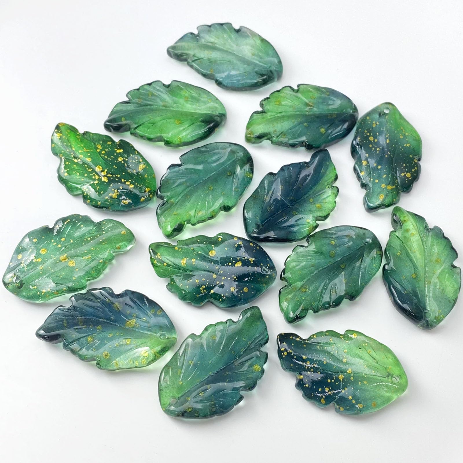 30pcs Glass Leaf Beads Leaf Shape Spacer Crystal Beads for Jewelry Making DIY Necklace Bracelet Earring Wind Chimes Craft Making(Greenblack)