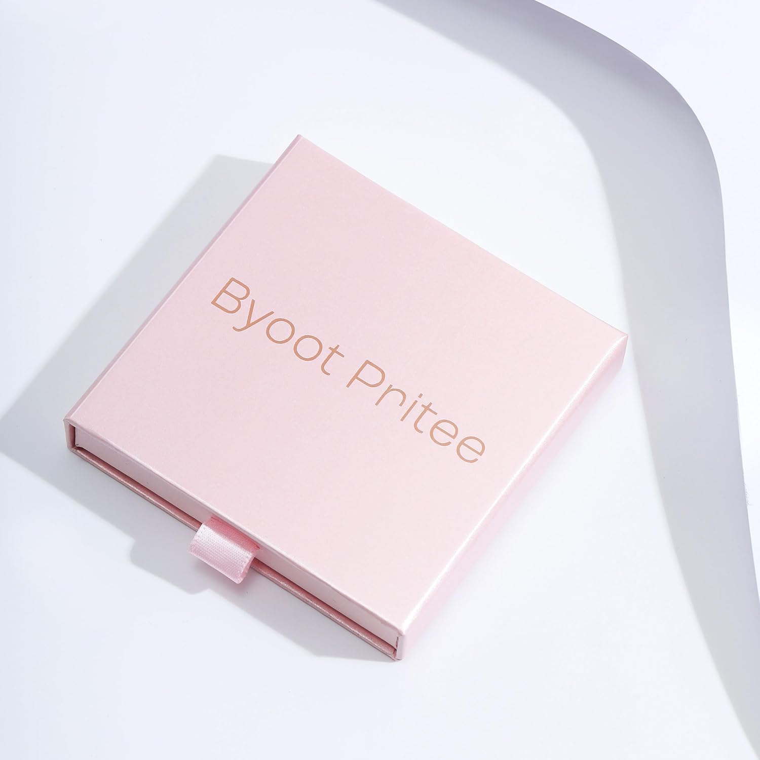 Personalized Couple Initial Necklace for Women,Custom Coin Discs with Your Unique Initials and Heart. Ideal Personalized Gift for Valentine's Day, Anniversaries, Birthdays, and Christmas, 14K Gold-Plated Letter and Date Pendant Necklace - Image 7