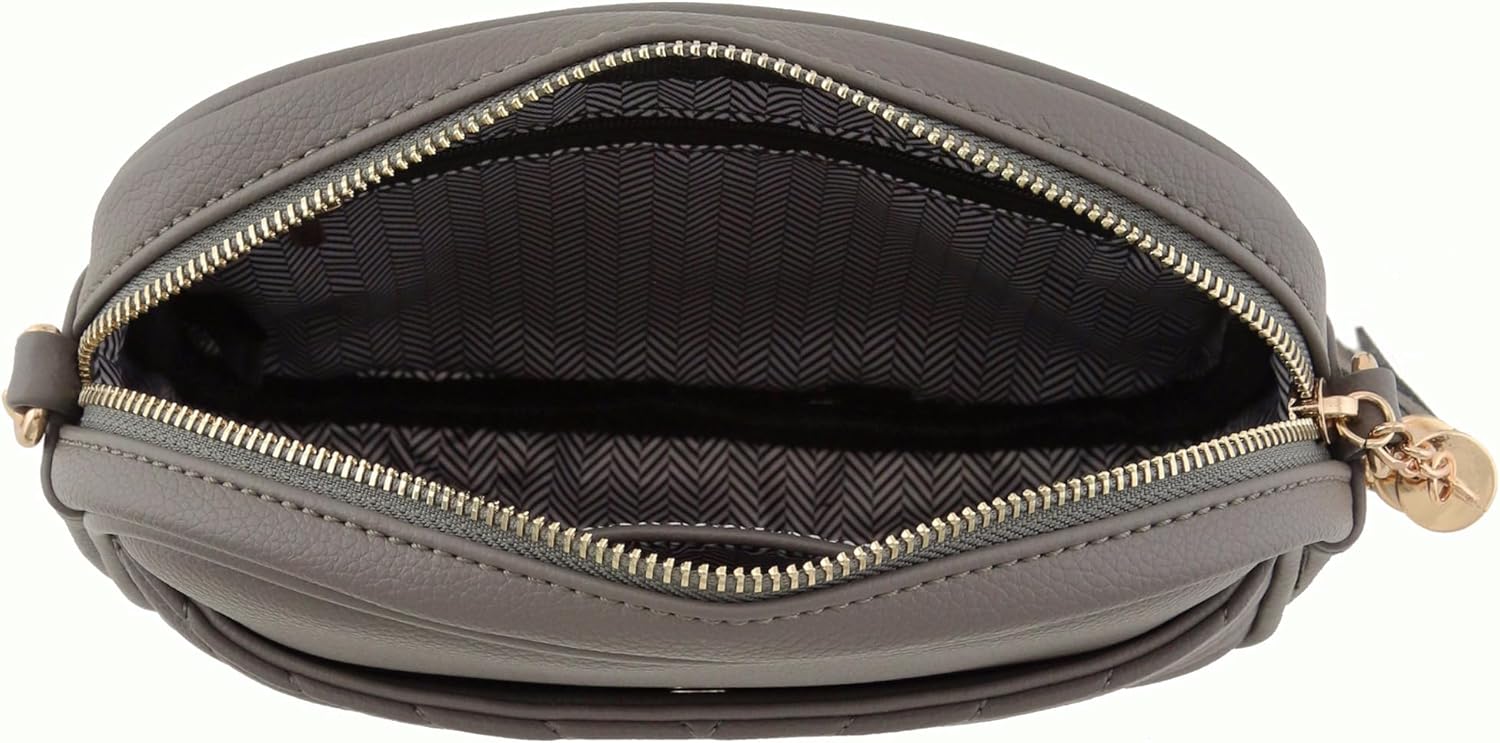 FashionPuzzle Chevron Quilted Crossbody Camera Bag with Chain Strap and Tassel - Image 7