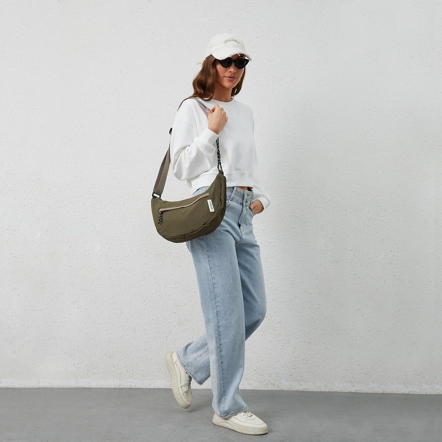Vulkitty Nylon Crescent Bag Crossbody, Casual Sling Bag Half Moon Hobo Purse For Women Men