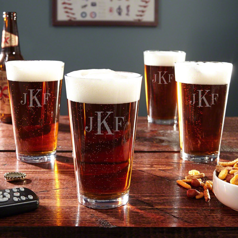 Custom Pint Glasses Set of 4 - Personalized Pint Glasses, Beer Glasses Set, Customized Glasses, Monogram Glasses Set