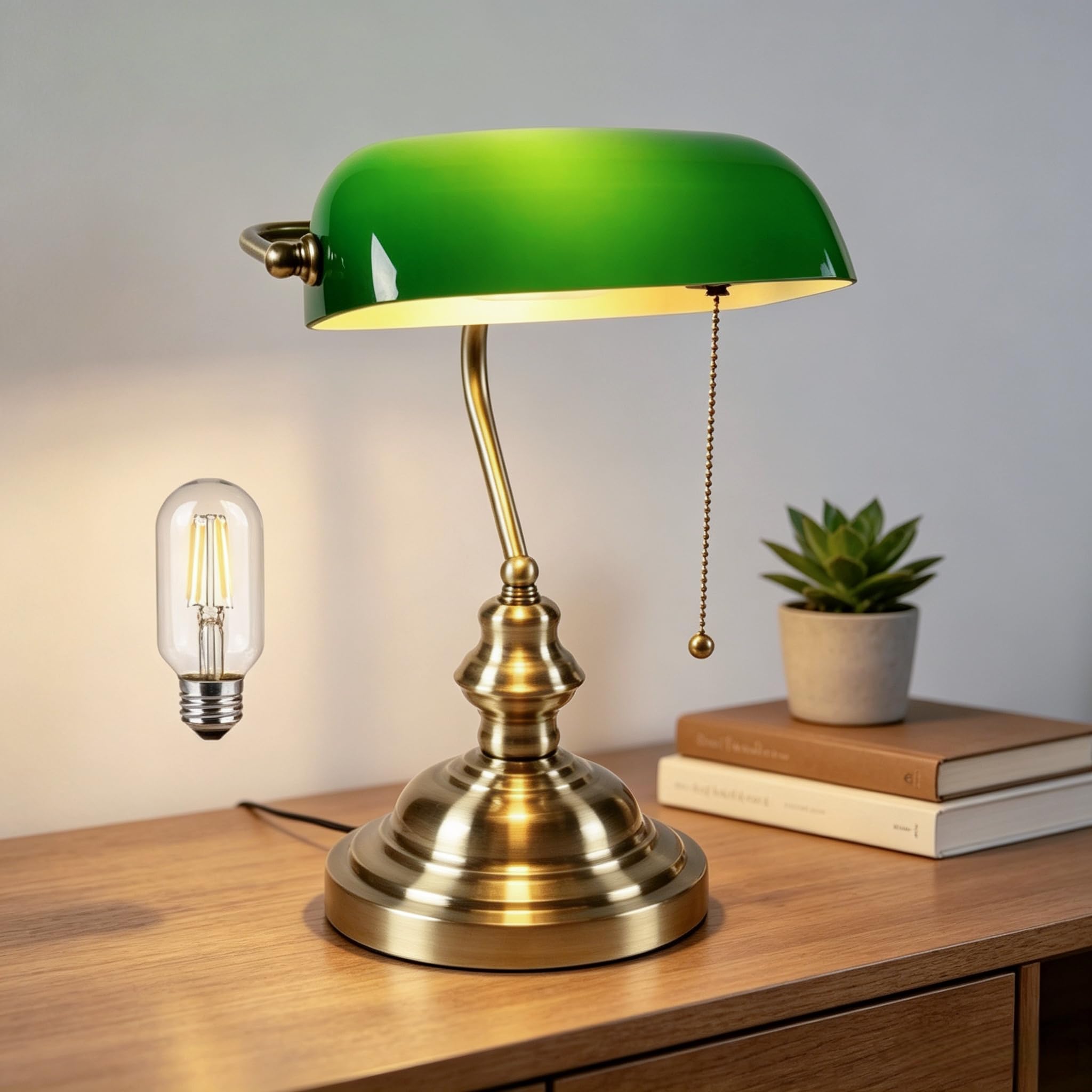 FIRVRE Tischlampe Vintage aus Grünem Glas, Schreibtischlampe Retro mit Pull Kette, Traditionelle Bankerlampe mit Messing Basis, für Büro, Arbeitszimmer (Bulb Included)