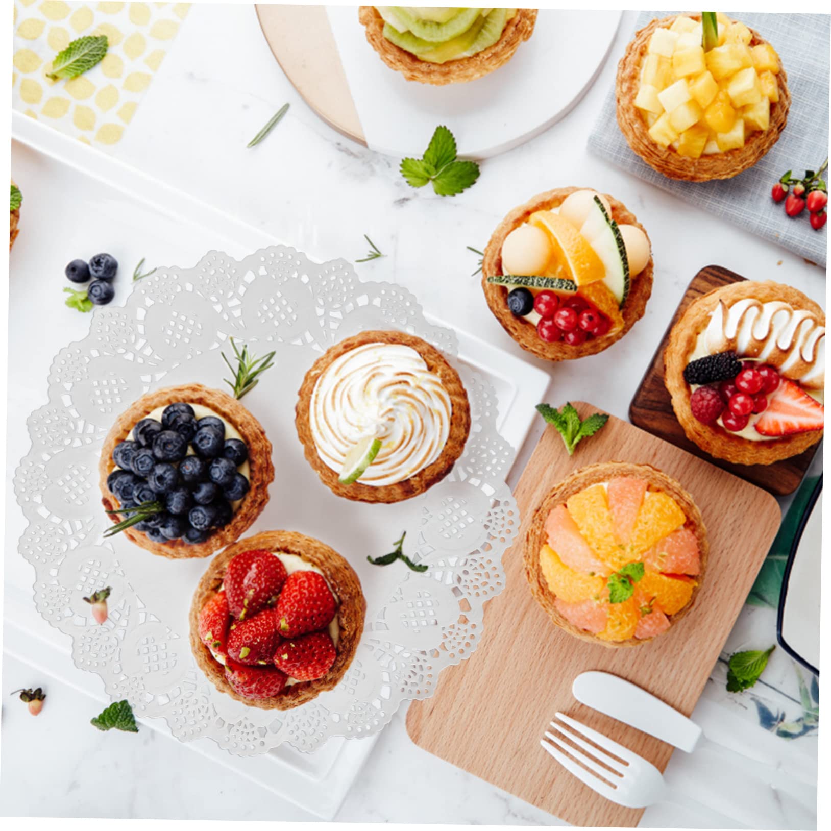 KICHOUSE Set of 100 Lace Paper Doilies Round Placemats for Baking Cupcakes and Decor White Paper Doilies for Crafts